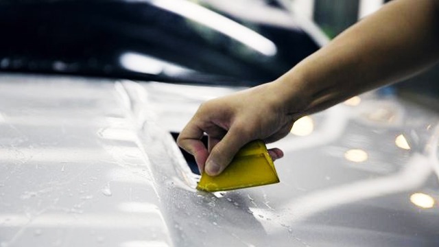 汽車(chē)貼防爆膜的作用！